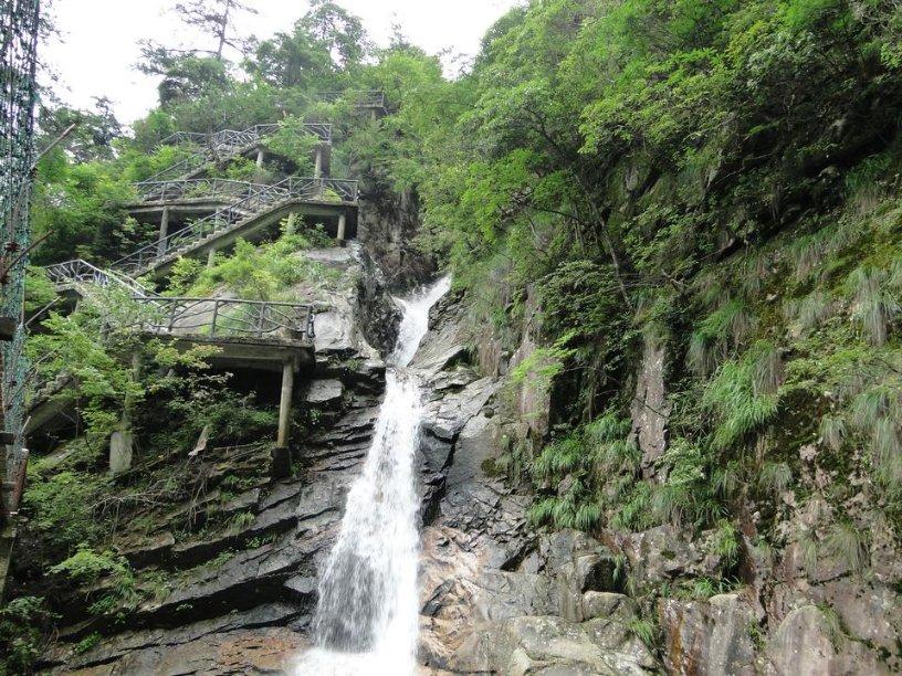 小小兵团